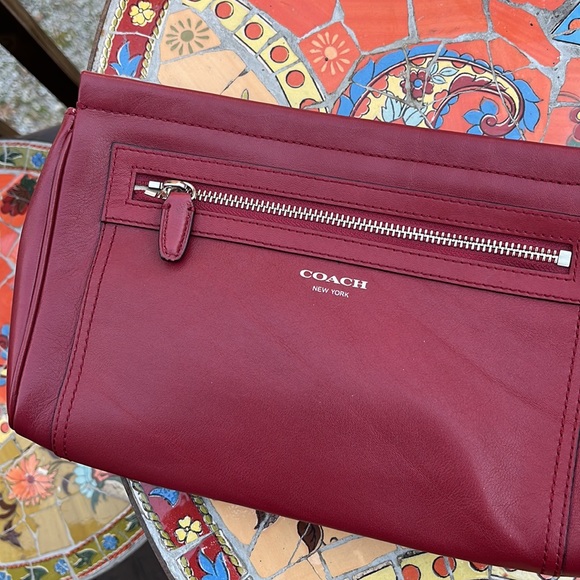 Coach burgundy clutch - hardly used. Like new. Rare color. - Picture 6 of 8